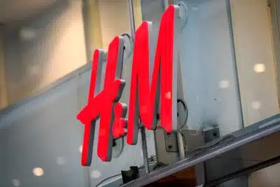 H&M bate recorde de lucros com plano de recuperação e vendas sobem 2%
