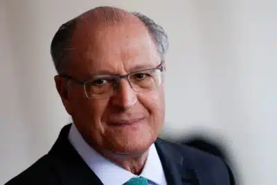 Alckmin avalia conversa Lula-Trump como “otimista” e cita incertezas