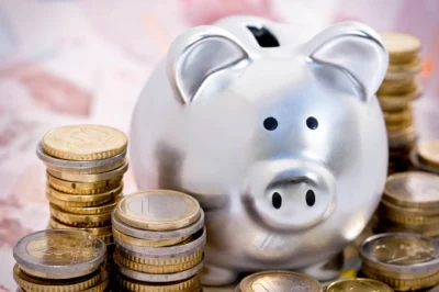 Mega-Sena: Descubra o rendimento de R$ 80 milhões em poupança, Tesouro e CDB!