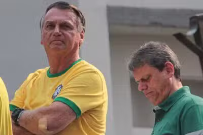 Tarcísio de Freitas diz que encontro com Bolsonaro foi apenas uma “visita de amigo”