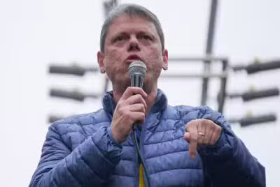 Centrão pode abandonar Bolsonaro com apoio de Ratinho, aponta líder do grupo
