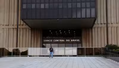 DF - BC/COPOM/JUROS/REUNIÃO - ECONOMIA - Fachada do edifício-sede do Banco Central em Brasília, nesta quarta-feira, 29, onde ocorre a primeira reunião do Comitê de Política Monetária (Copom) sob a gestão de Gabriel Galípolo. 29/01/2025 - Foto: FáTIMA MEIRA/ENQUADRAR/ESTADÃO CONTEÚDO