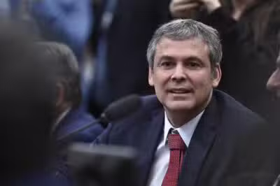 DF - CÂMARA/INSTALA COMISSÃO IMPOSTO DE RENDA - POLÍTICA - Foto, Deputado Lindbergh Farias durante comissão. Nesta terça (6) a Câmara dos Deputados instala comissão do Imposto de Renda para debater a (PL 1087/25) isenção de Imposto de Renda para quem ganha até R$ 5 mil. O relator do PL é o Deputado Arthur Lira ex-presidente da Câmara dos Deputados. 06/05/2025 - Foto: TON MOLINA/FOTOARENA/FOTOARENA/ESTADÃO CONTEÚDO