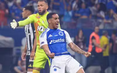 MG - CRUZEIRO/ATLÉTICOMG - ESPORTES - Christian comemora o primeiro gol do Cruzeiro durante Cruzeiro x Atlético MG, partida válida pelas quartas de final da Copa do Brasil 2025, realizada no Estádio Mineirão em Belo Horizonte, MG. 11/09/2025 - Foto: DUDU MACEDO/FOTOARENA/FOTOARENA/ESTADÃO CONTEÚDO