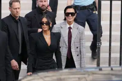 Kim Kardashian revela história de encontro às cegas orquestrado por sua mãe