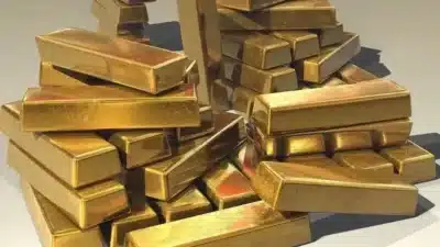 Ouro sobe 3% na semana com dólar fraco e tensões globais
