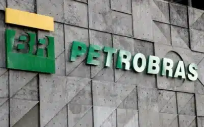 Petrobras investe R$ 2,6 bi na Bahia em embarcações e fertilizantes Petrobras investe R$ 2,6 bi na Bahia em embarcações e fertilizantes