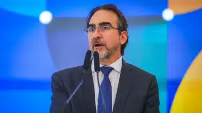 Appy anuncia saída da Fazenda e debate reforma tributária