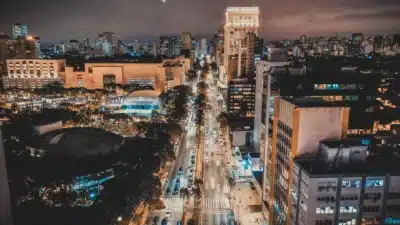 Nunes propõe novo leilão para prédios altos em Faria Lima Nunes propõe novo leilão para prédios altos em Faria Lima