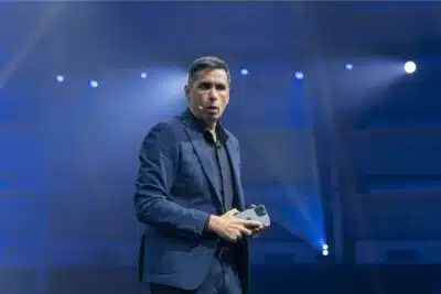 Flávio Augusto revela: “Felicidade não está no dinheiro” surpreendendo o mundo Flávio Augusto revela: “Felicidade não está no dinheiro” surpreendendo o mundo