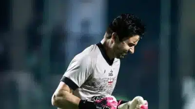 CRB goleia Goiás, vira o jogo e lidera a Série B CRB goleia Goiás, vira o jogo e lidera a Série B