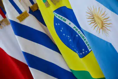 UE detalha medidas para proteger agricultores europeus no acordo com o Mercosul UE detalha medidas para proteger agricultores europeus no acordo com o Mercosul