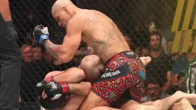Alex Poatan nocauteia Ankalaev e recupera cinturão peso-pesado no UFC