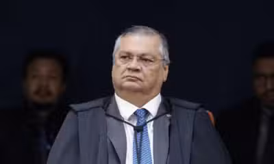 PF investiga ameaças a ministro Dino após voto contra Bolsonaro nas redes