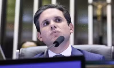 Luizianne Lins pede apoio do Itamaraty a ativistas apreendidos em embarcação a Gaza