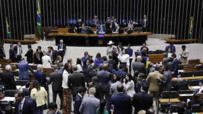 PT e aliados de Bolsonaro se unem contra PL da Anistia após 8 de Janeiro